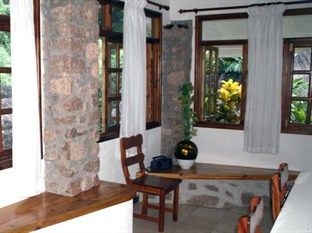 Liane De Mai Bed & Breakfast ลาดิก ภายนอก รูปภาพ